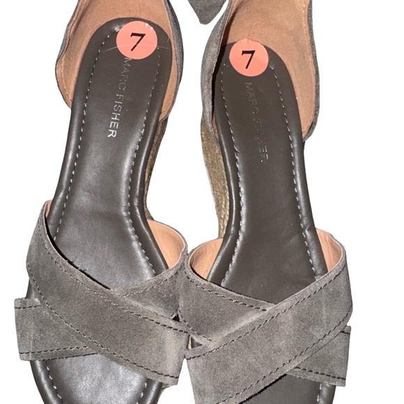 Marc Fisher Gray Suede Espadrille Wedge Sandals | Ankle Strap Size 7 Resort Chic - Picture 7 of 9